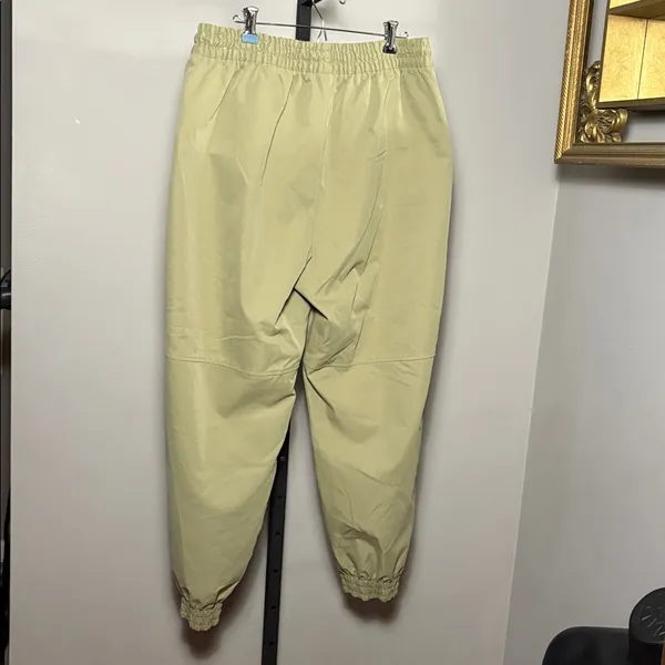 Nike XL Sportswear Swoosh Water Repellent Woven Pants - Image 2