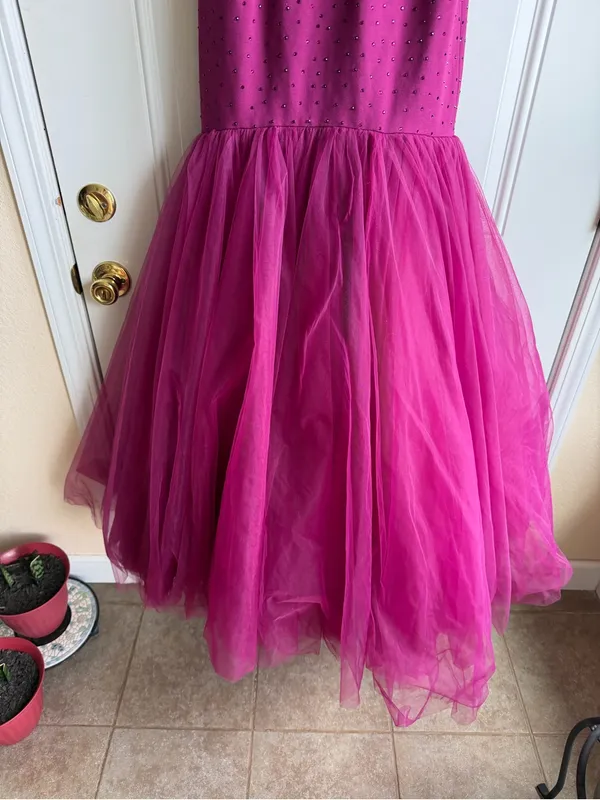 Sherri Hill Off-the-Shoulder Mermaid Gown in Plum Purple - Image 7