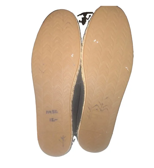 Black Womens Toms Classic Slip On Shoes Size 8W - Image 3