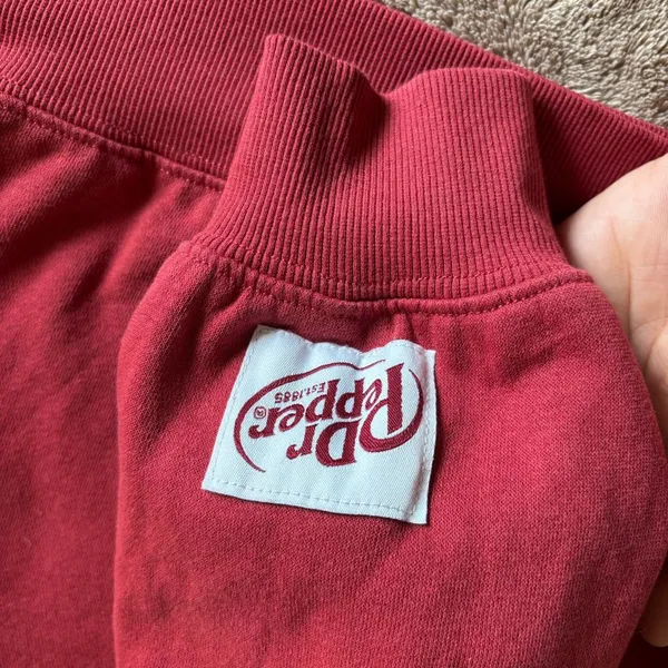 Dr Pepper Sweatshirt Red - Image 4