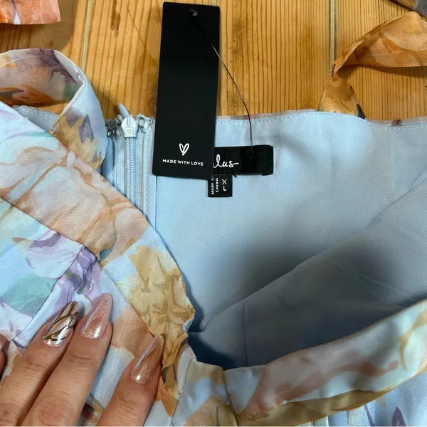 NWT Lulus Playfully Posh Blue Floral Organza Tie-Strap Tiered Midi Dress - Image 10