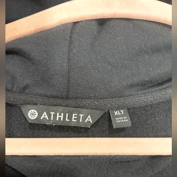 Athleta Women's Black Zip-Up Jacket - Image 3