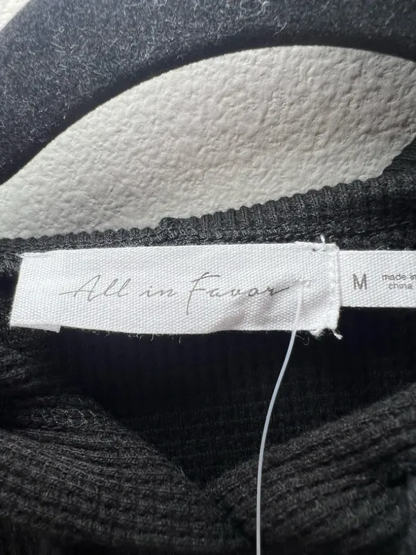 All In Favor Waffle Knit Hoodie Shirt Black Kangaroo Pocket Thermal Basic NEW M - Image 4