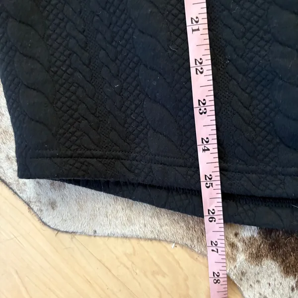 TUCKERNUCK SPORT Black Long Sleeve Detailed top size M/L‎ - Image 5