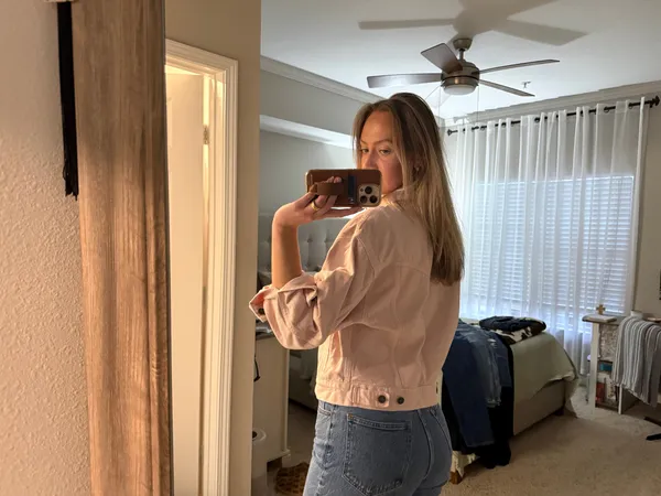 Baby Pink Levi’s Jacket - Image 3