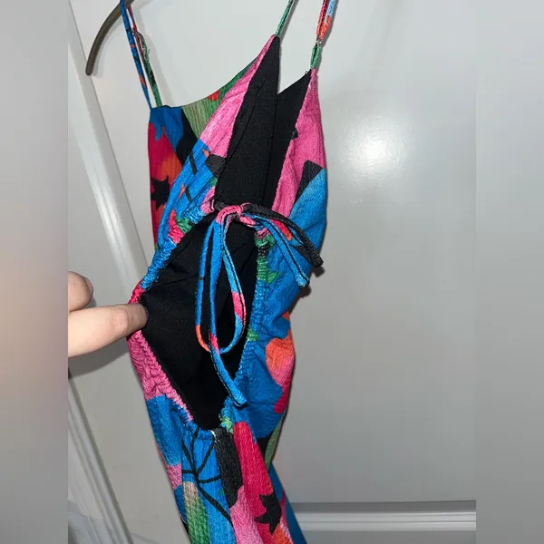 Gianni Bini Lined Y2K Resort Retro Maximalist Floral Tropical Cutout Mini Dress - Image 4