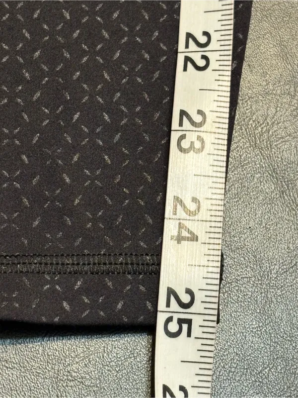 Lululemon Align High-Rise Pant with Pockets 25" in Gradiate Geo Emboss Black - Image 9