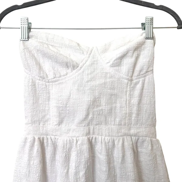 AURA Sleeveless Babydoll Mini Dress‎ White NWT Small - Image 4