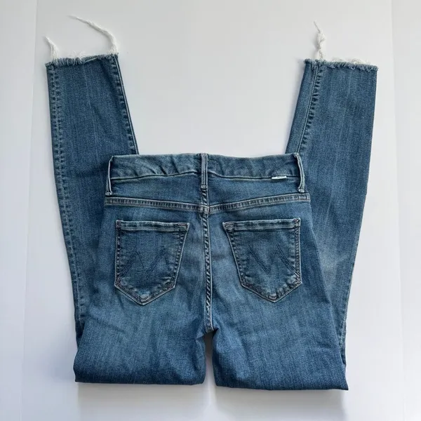 Mother High Waisted Looker Ankle Fray Jeans Walking on Coals Size 24 - Image 3