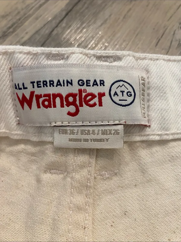 Wrangler ATG Utilitarian Wide Leg Urban Outdoors Cream Jeans Sz 4 - Image 7