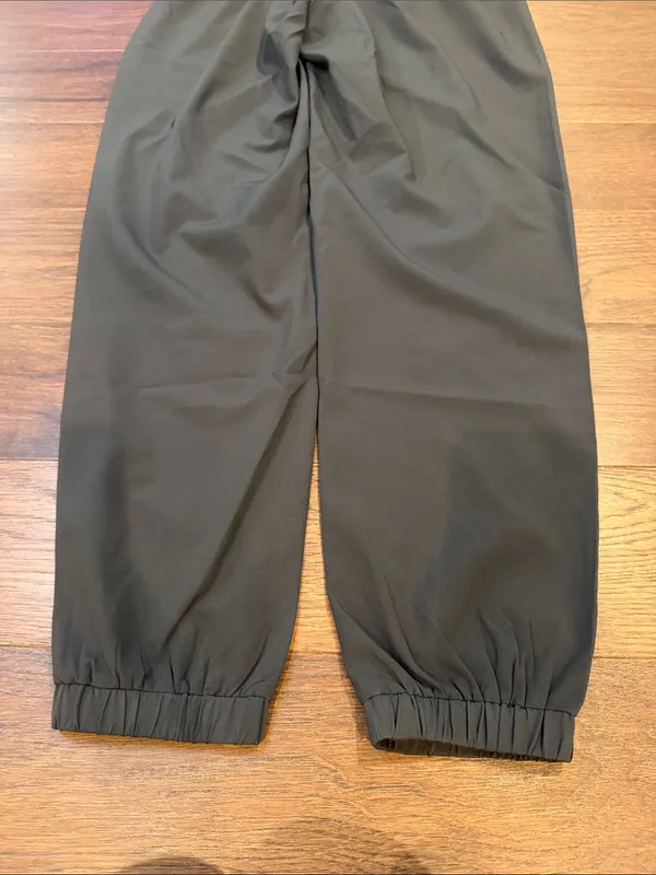 Mono B Gray Jogger Pants Smocked Waist Athleisure Size Small - C31-046 - Image 8