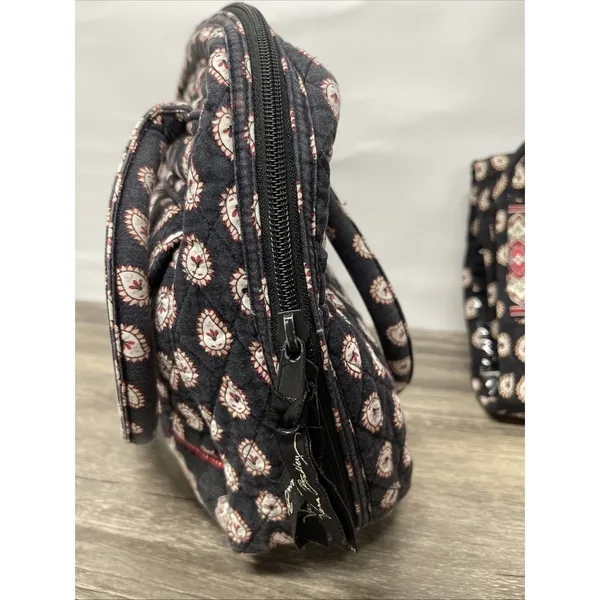 Vera Bradley Quilted Handbag &‎ Hanging Travel Organizer Medallion Print Set - Image 6