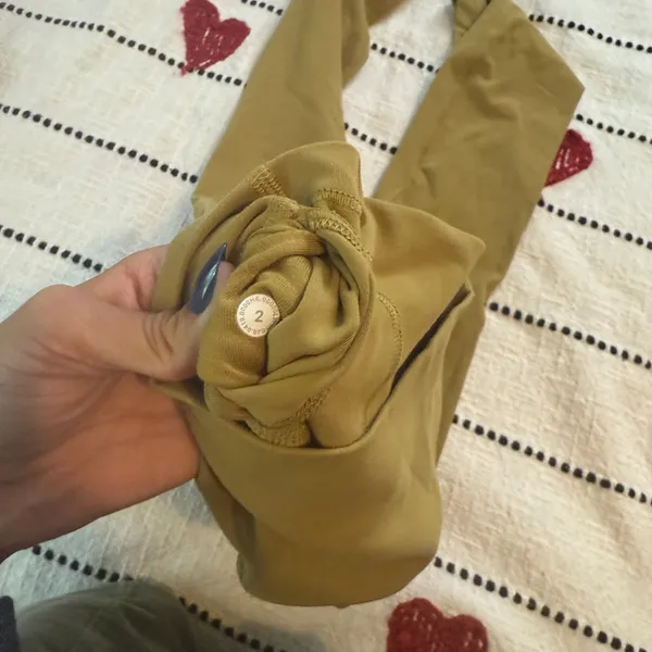 Lululemon Olive Green Leggings size 2 - Image 4