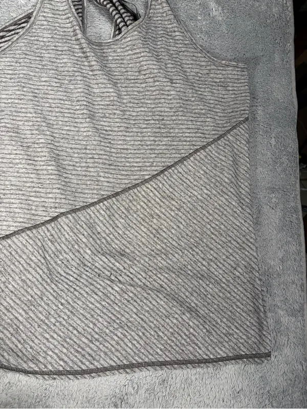 North face Striped Gray Tank Top XL - Image 4