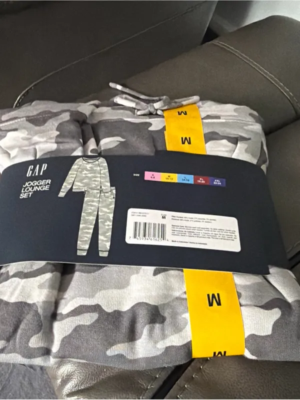 GAP Women's Size M Super Soft Modal Fleece Jogger Lounge Set. Multicolor. NWT - Image 9
