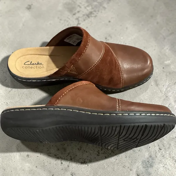 Clarks Collection Women’s Brown Leather Slip-On Clogs - Image 4