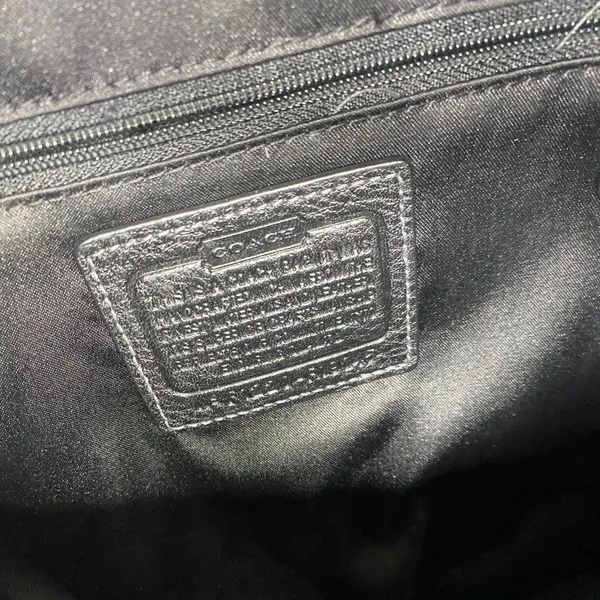 COACH M Size Black Leather Crossbody Bag - Image 9