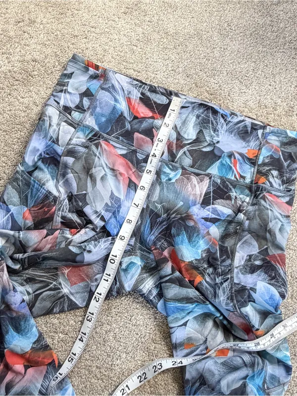 Lululemon Fast and Free High-Rise Tight 25" in Luminescent Floral Multi 10 - Image 12