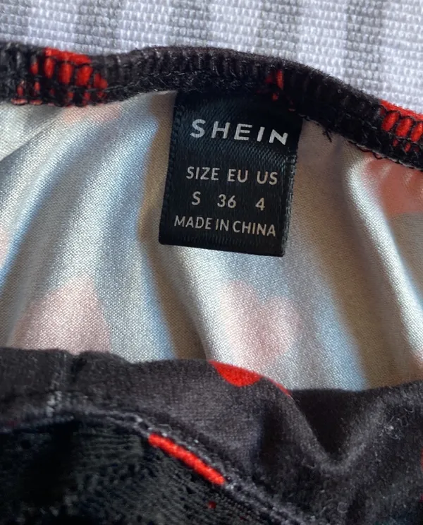 SheIn Crop Cami With Hearts - Image 5
