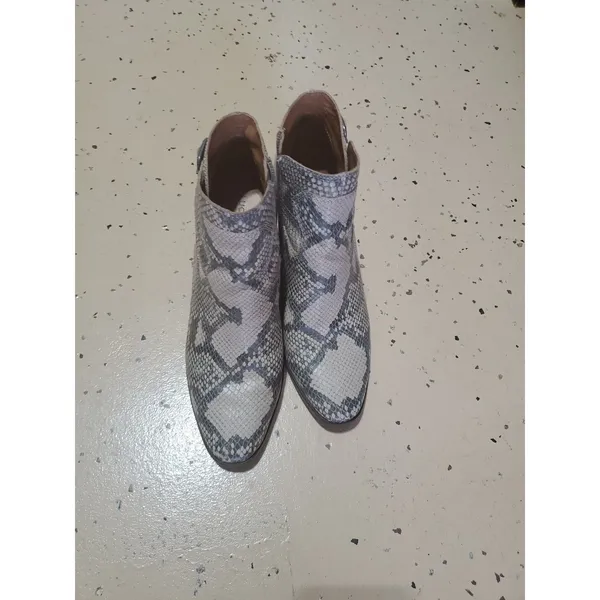 Lucky Brand Snake Print Leather Booties Zip Up Womens Shoes 9.5/40 - Image 2