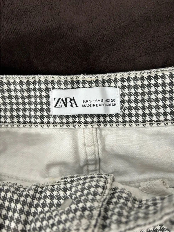 ZARA Mini Skirt - Image 4