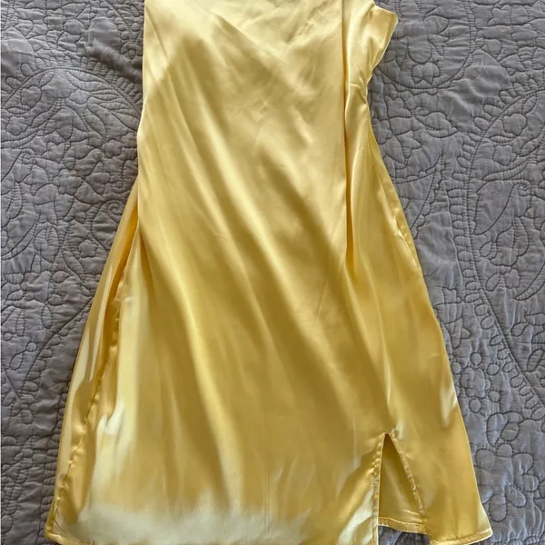 Yellow Slip Dress Size small NWOT - Image 9