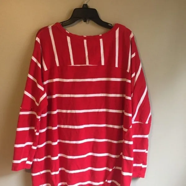Umgee medium red and white oversized sweater‎ - Image 4