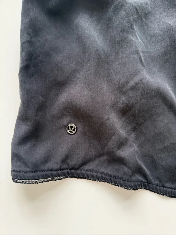 lululemon Black Running Shorts Size 6 - Image 4