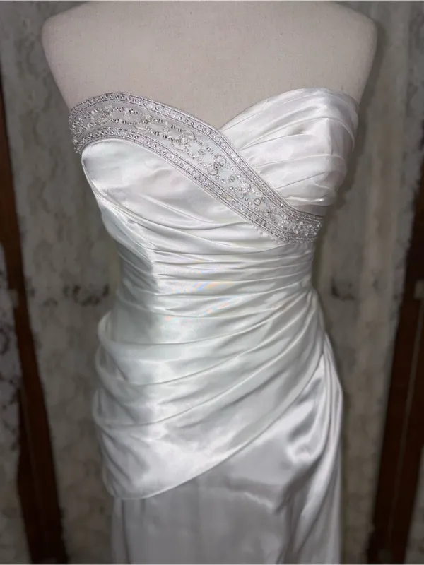 Beautiful David’s Bridal Satin Sheath Wedding Gown - Image 4