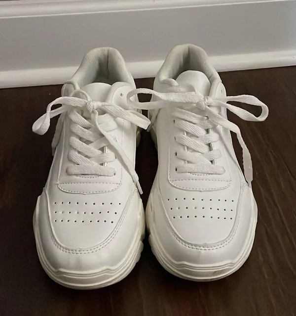 Chunky White Sneaker - Image 2