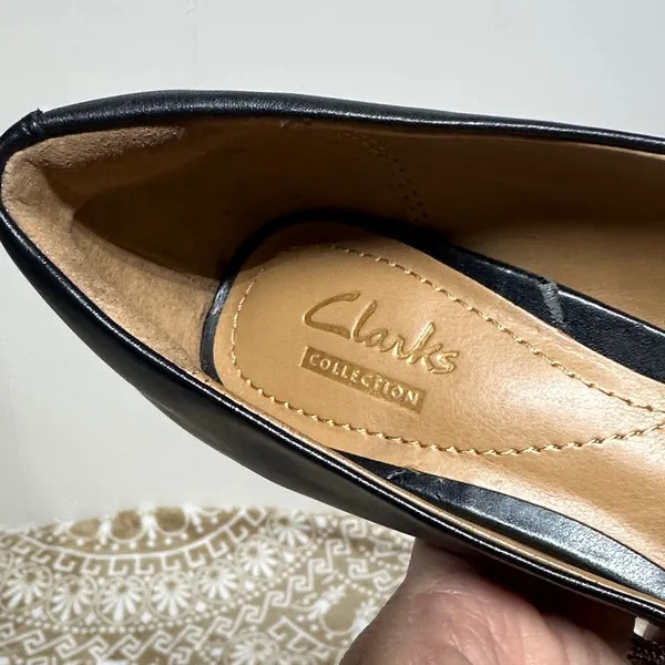 Clarks Women's Classic Black Leather Pumps - Image 3