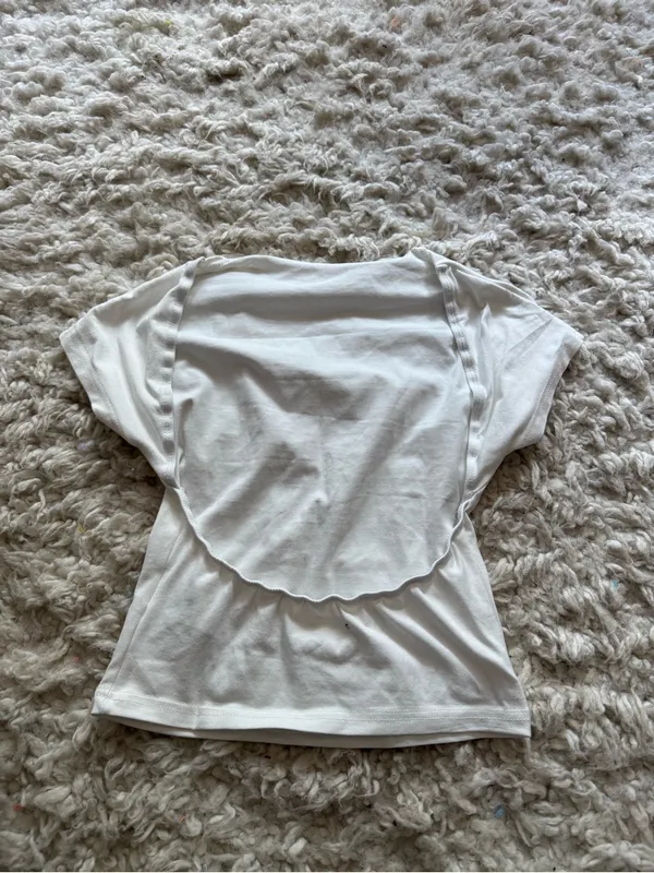 SHEIN open Back White Women’s Short-Sleeve Top - Image 2