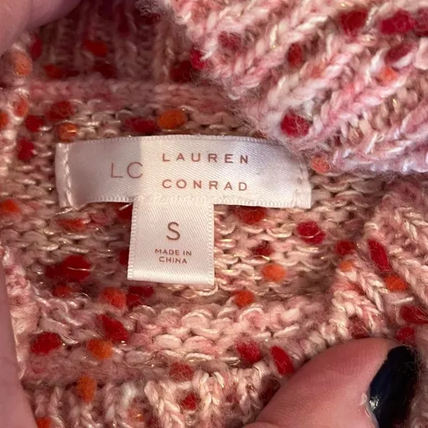 🍒Lauren Conrad Pink Polka Dot Mock Turtleneck Sweater Size Small🍒 - Image 4