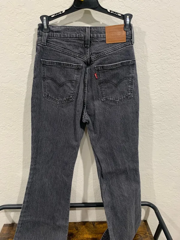 High Rise Bell Bottom Levi’s  - Image 3
