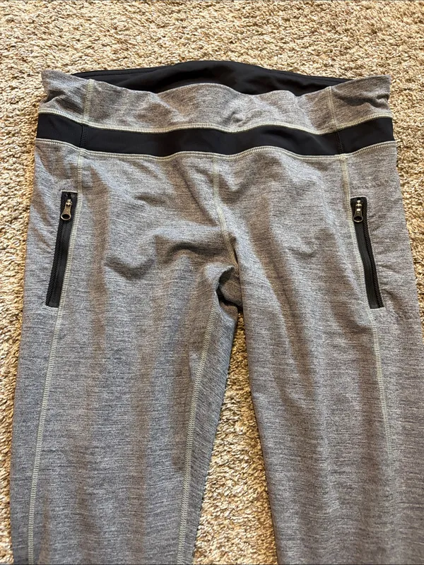 Lululemon Women’s Dark Slate Inspire Meshed Tight II Leggings‎ Size 12 - Image 4