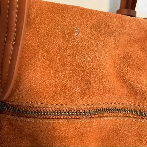 Shiraleah‎ Chicago Marlow Satchel Bag Vegan Suede Tan Rust Fringe Details Zip - Image 8