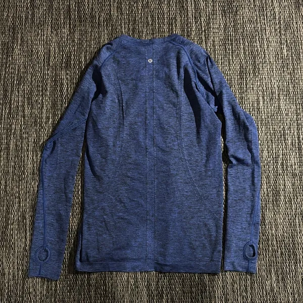 Lululemon Swiftly Tech Long Sleeve Crew - Image 2