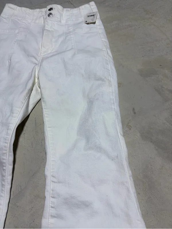 We the free people NWT Women’s White Flared Jeans 30 MARKS MSRP$98 - Image 5