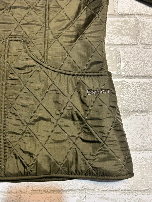 Barbour Millfire PolarQuilt Hooded Jacket in Olive Green size US 8 - Image 3