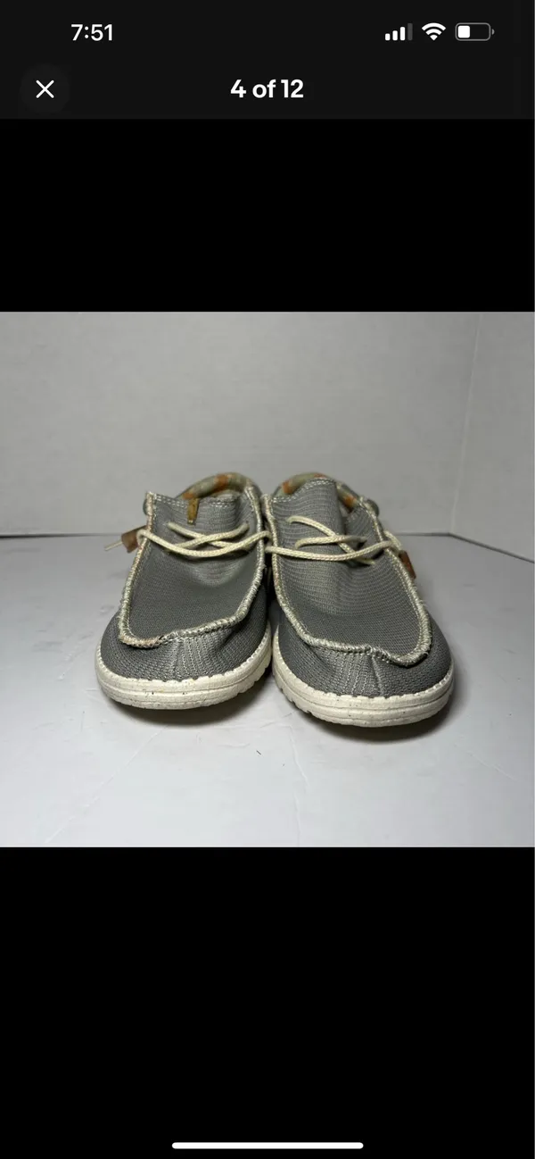 Hey Dude Shoes Slip-On women’s 10 - Image 4