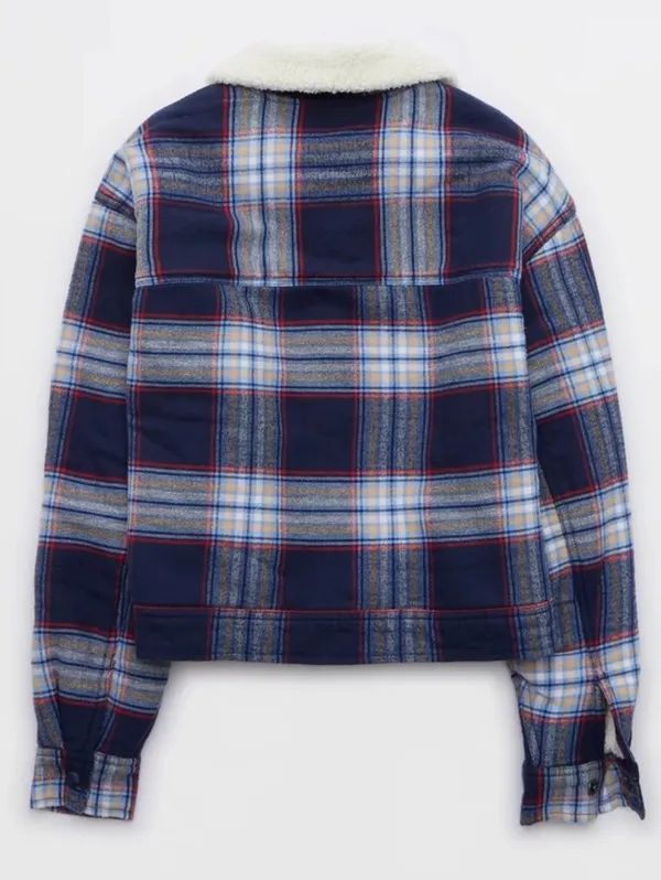 Aerie Cropped Plaid Sherpa-Lined Jacket in Navy - Image 3
