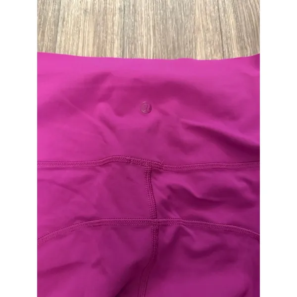 Women's LULULEMON Size 12 Magenta Hot To Street Crop Legging‎ - Image 4