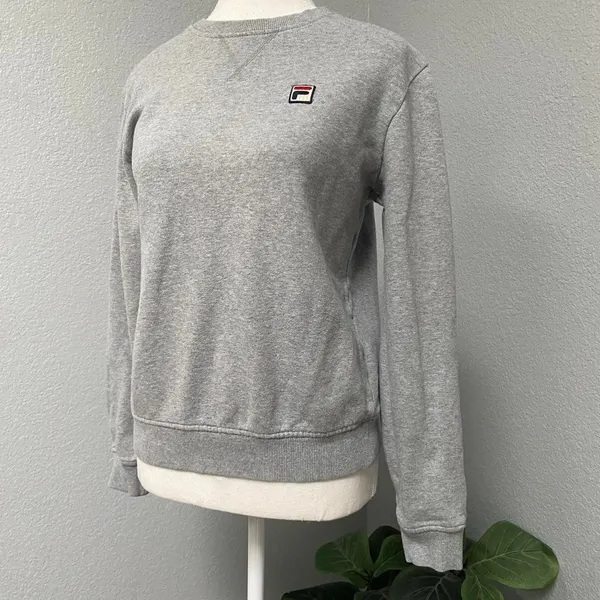 Fila Grey Crewneck Long Sleeve Sweatshirt Athletic Gym Workout Casual Comfy - Image 3