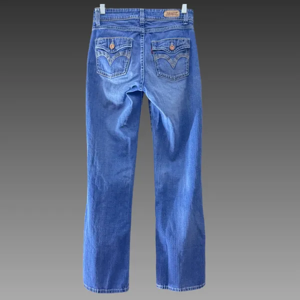 Levi's Classic Vintage Boot-Cut Blue Jeans Sz 2 - Image 2