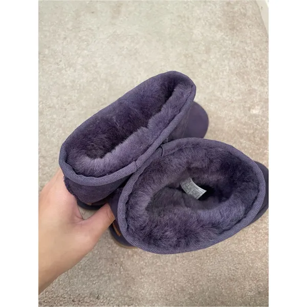 Women’s UGG Classic Short ll Shearling Fur Lined Winter Suede Boots Size 5 - Image 7