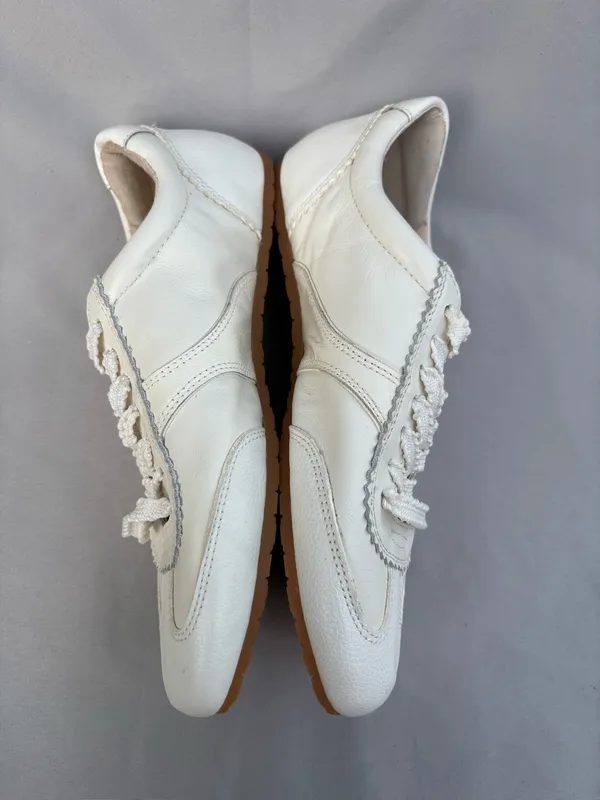 Dolce Vita Women’s White Leather Lace-Up Sneakers Size 9 – Retro Casual - Image 2