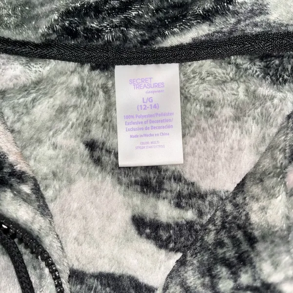Secret Treasures Camo Fleece - Image 7