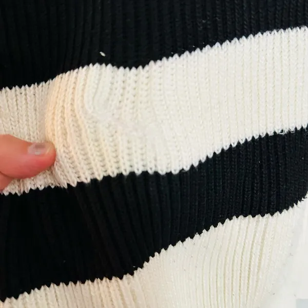 SOON Maternity Jenni Black White Striped Collared V-Neckline Sweater Size Medium - Image 8