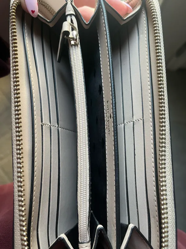 Kate Spade Wallet Leather - Image 4