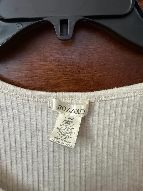 TJ Maxx Cream Crop Top - Image 3